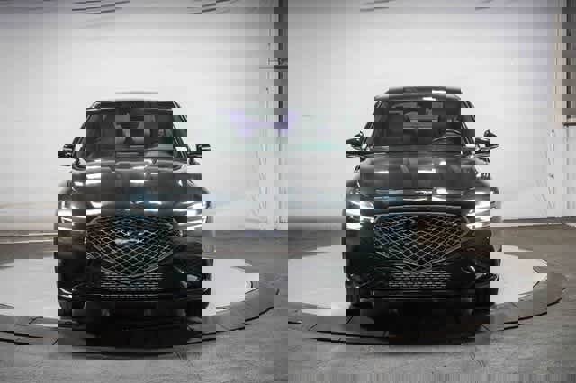 Used 2023 Genesis G70 3.3T image 6