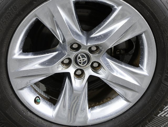 Used 2018 Toyota Highlander FWD V6 image 8