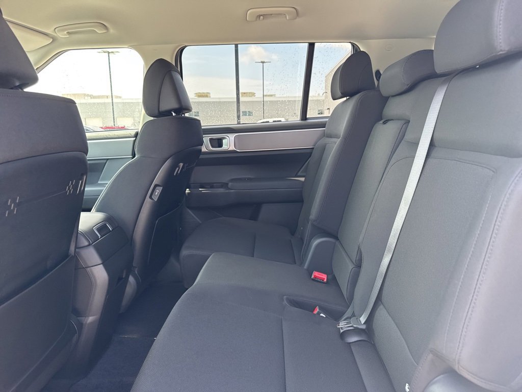 New 2026 Hyundai Santa Fe SE image 17