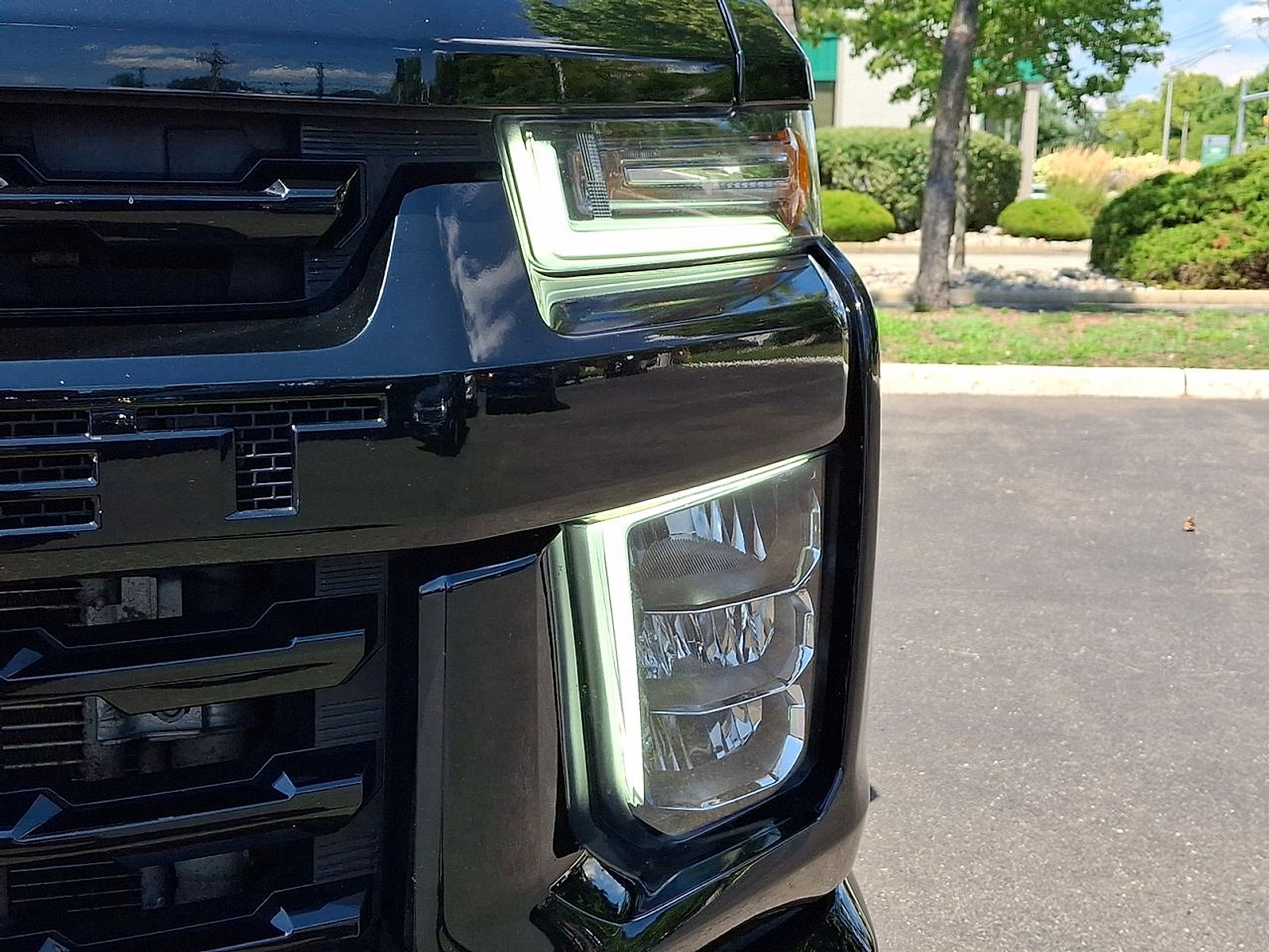 Certified 2021 Chevrolet Silverado 2500 LTZ w/ LTZ Plus Package AWD/4WD image 28