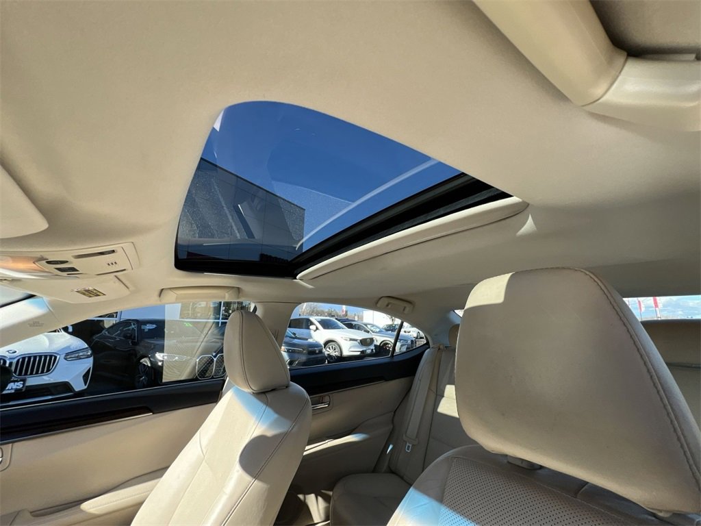 Used 2015 Lexus ES 350 image 24