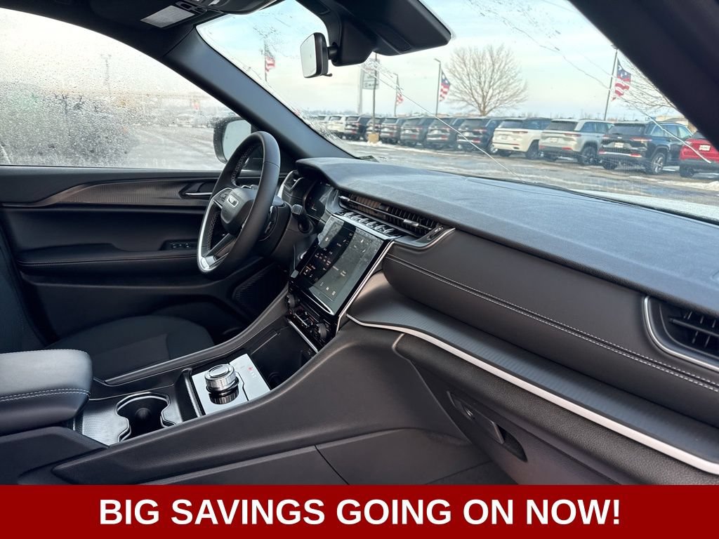 New 2025 Jeep Grand Cherokee L Laredo AWD/4WD image 51