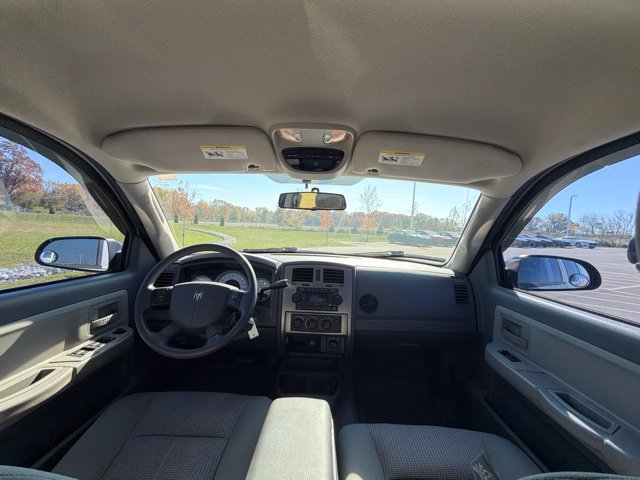 Used 2007 Dodge Dakota SLT w/ Sport Appearance Group AWD/4WD image 16