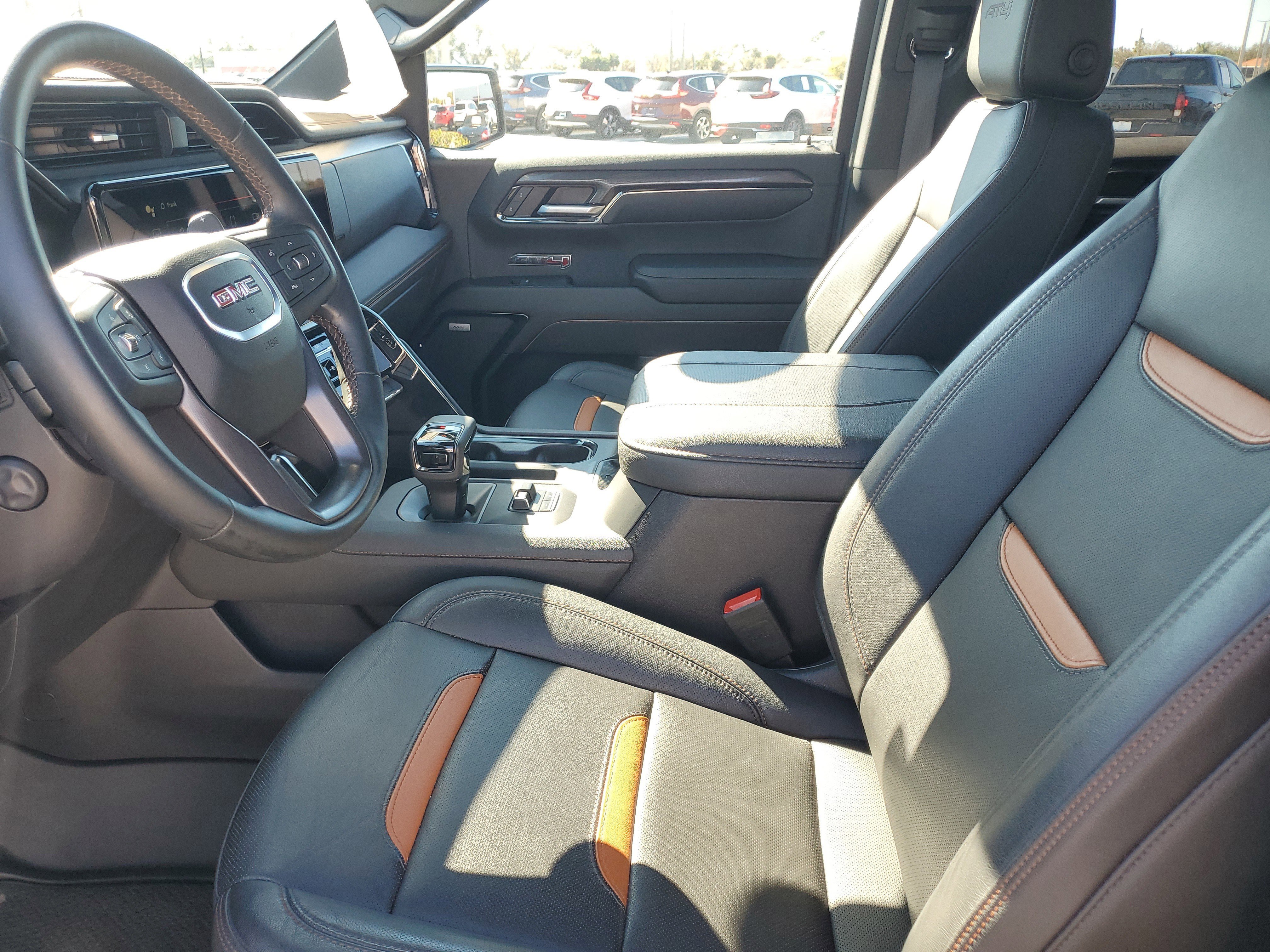 Used 2024 GMC Sierra 1500 AT4 w/ Technology Package image 21