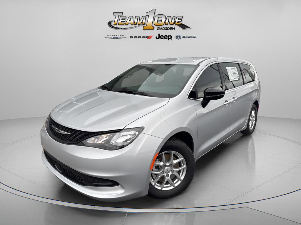 New 2026 Chrysler Voyager LX image 4