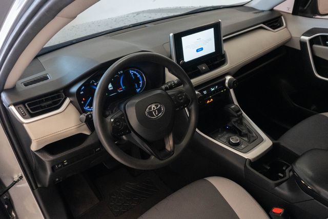 Used 2024 Toyota RAV4 XLE w/ Convenience Package AWD/4WD image 3