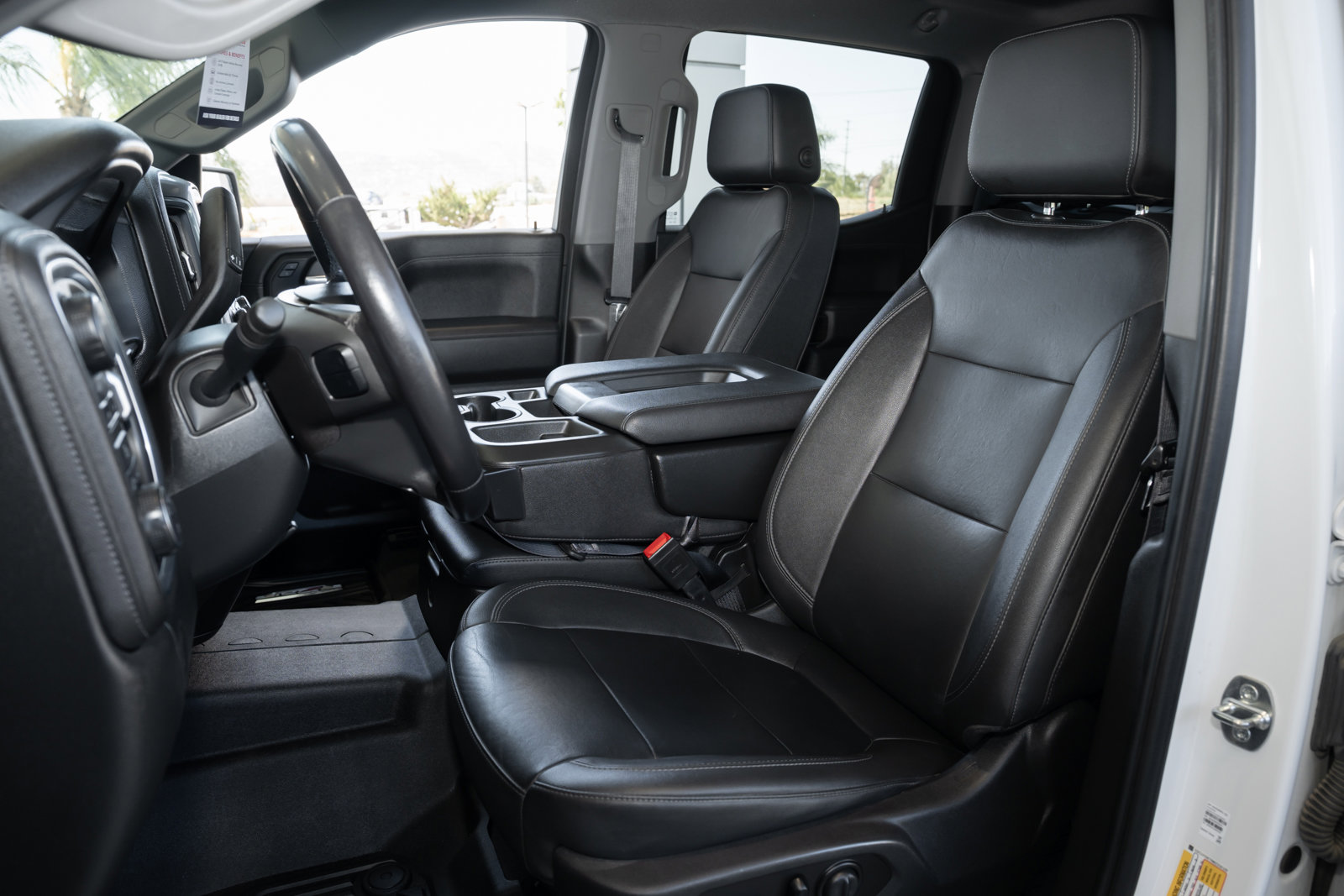 Used 2021 Chevrolet Silverado 1500 LT image 21