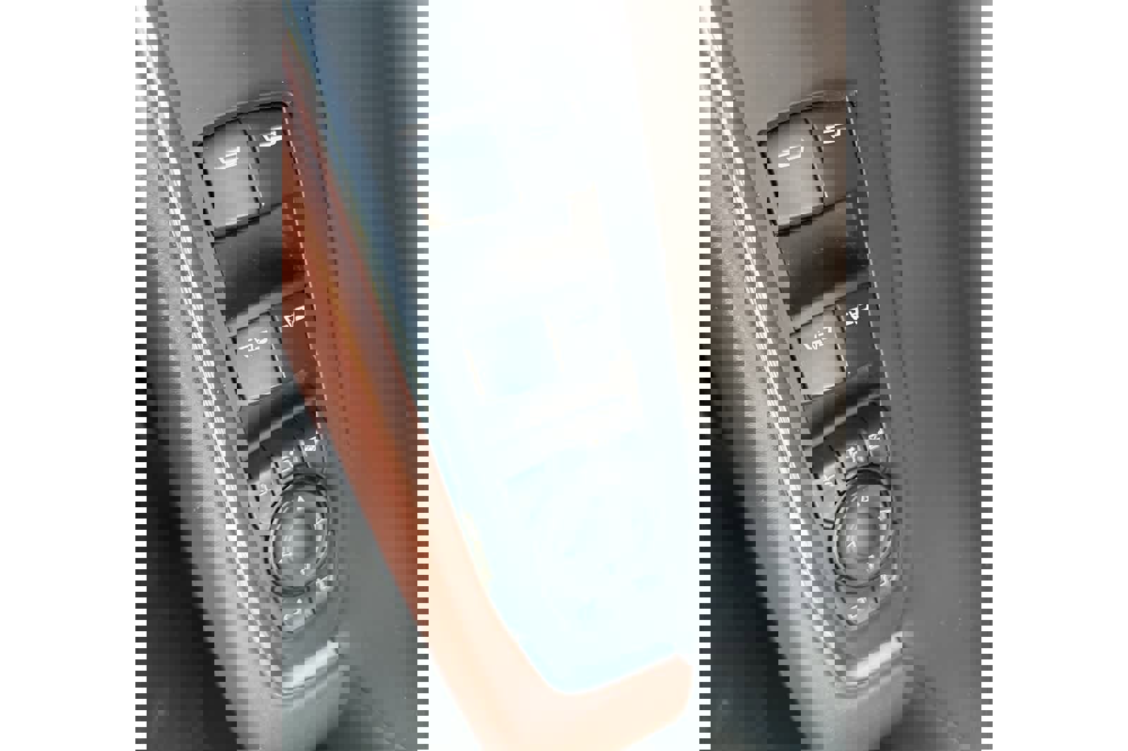 Used 2024 GMC Sierra 2500 Denali Ultimate image 13