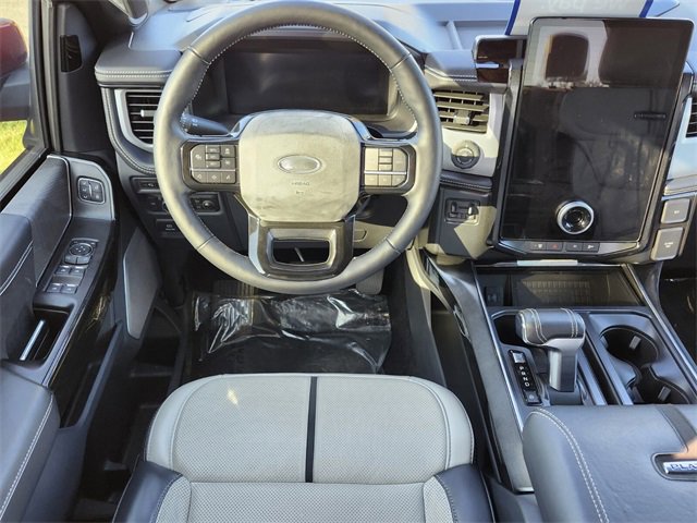 Used 2022 Ford F150 Lightning Platinum image 11