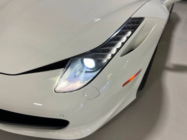 Used 2013 Ferrari 458 Spider image 34