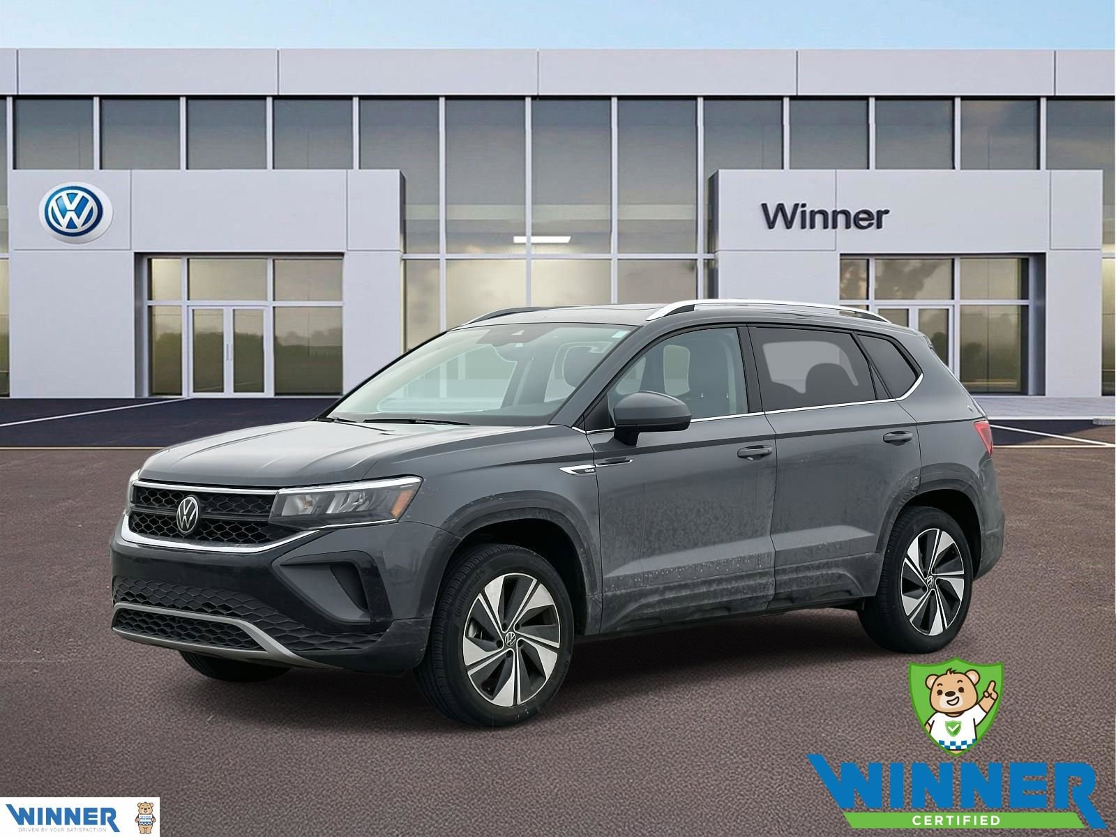 Used 2024 Volkswagen Taos SE w/ Panoramic Sunroof Package