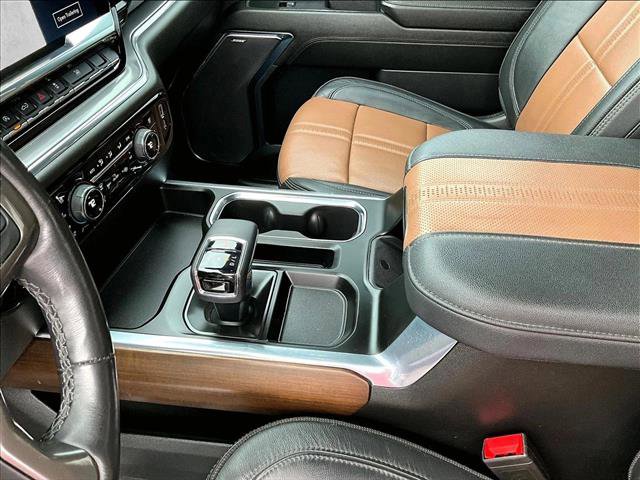 Used 2024 Chevrolet Silverado 1500 High Country AWD/4WD image 15