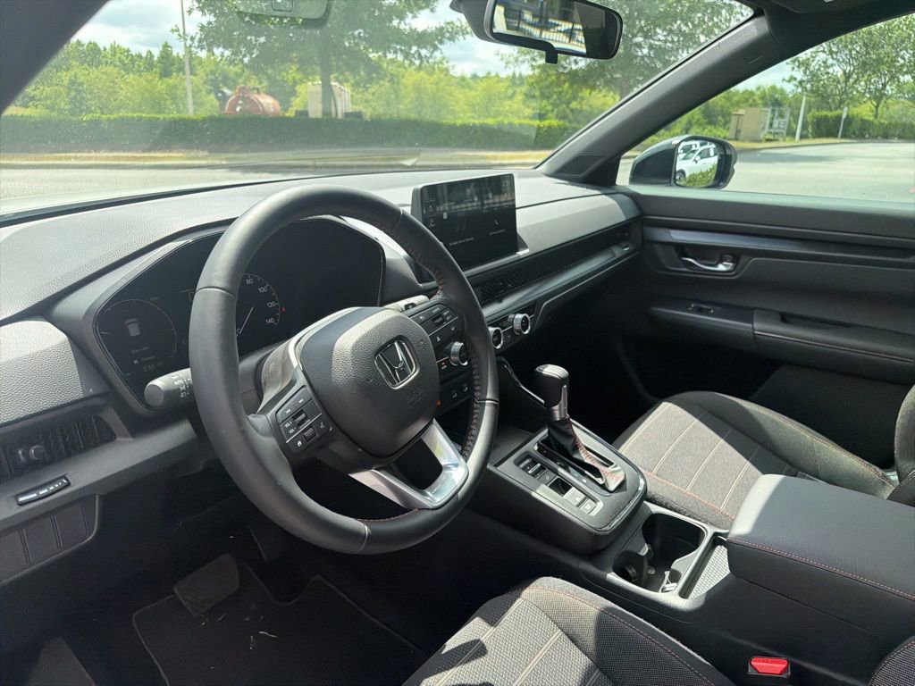 Used 2026 Honda CR-V Sport image 8
