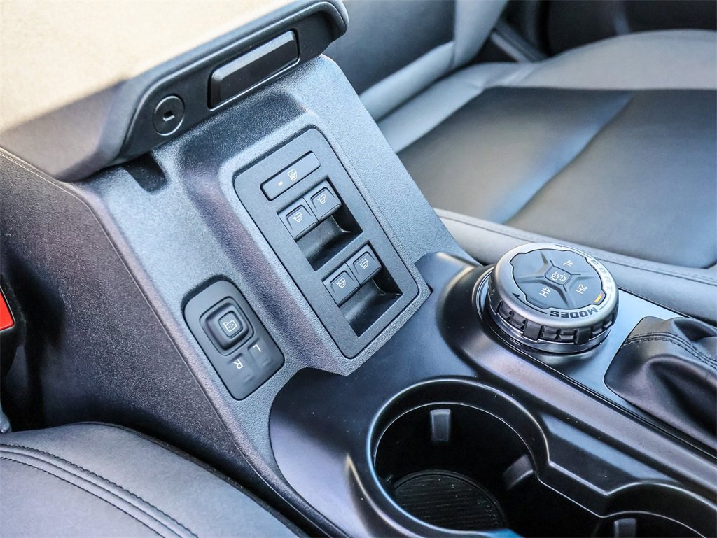 Used 2024 Ford Bronco Black Diamond image 16