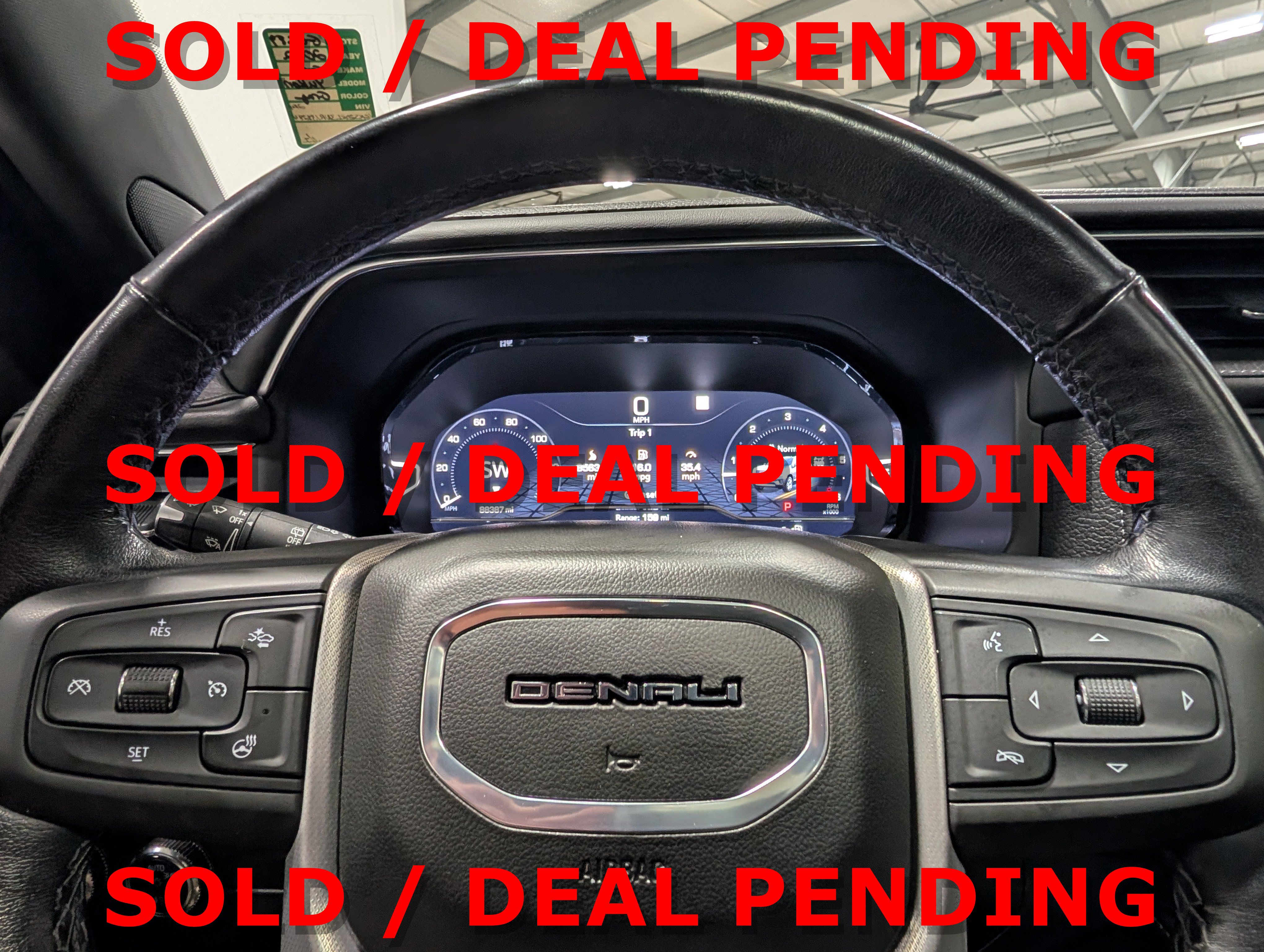Used 2022 GMC Yukon Denali AWD/4WD image 30
