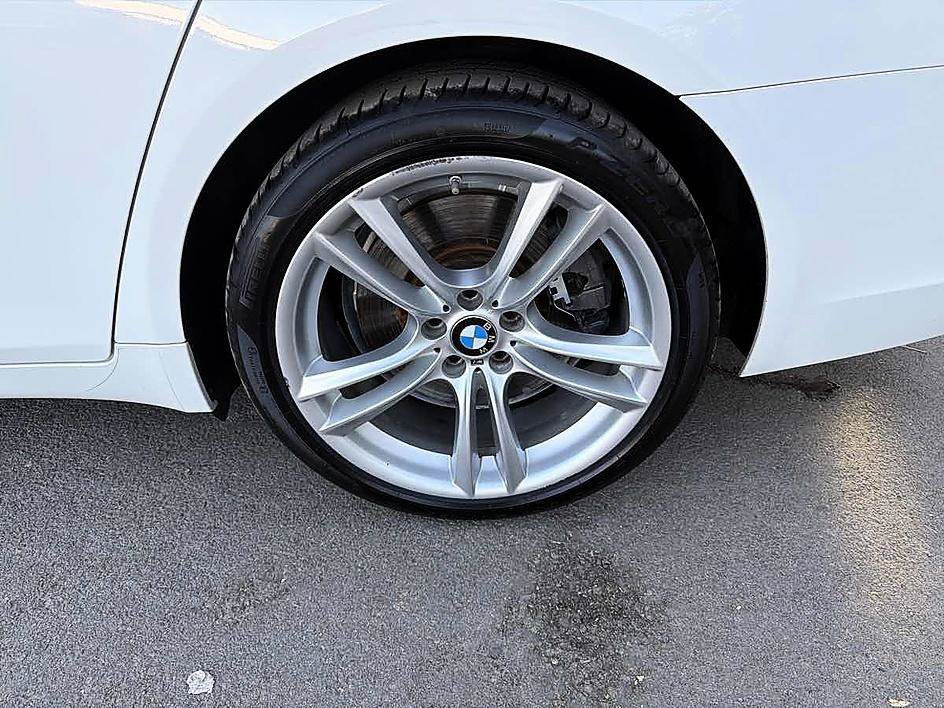 Used 2012 BMW 750Li RWD image 9