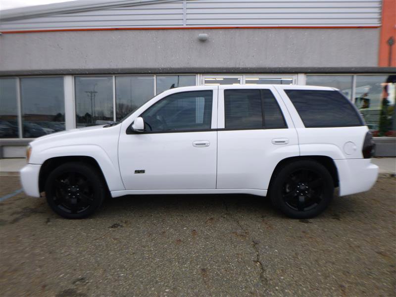 Used 2006 Chevrolet TrailBlazer LT w/ SS Package image 2