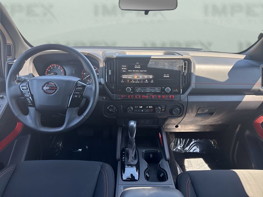 Used 2025 Nissan Frontier PRO-4X AWD/4WD image 12