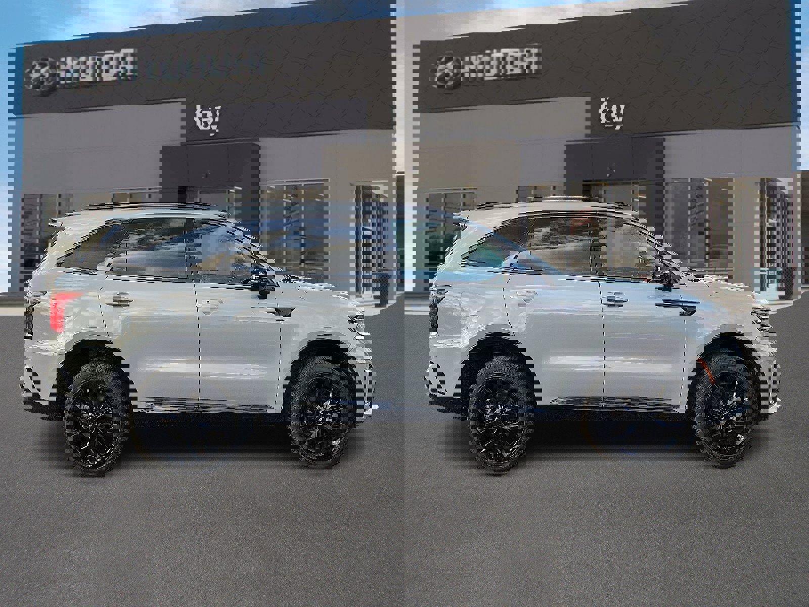 Used 2023 Kia Sorento SX image 3