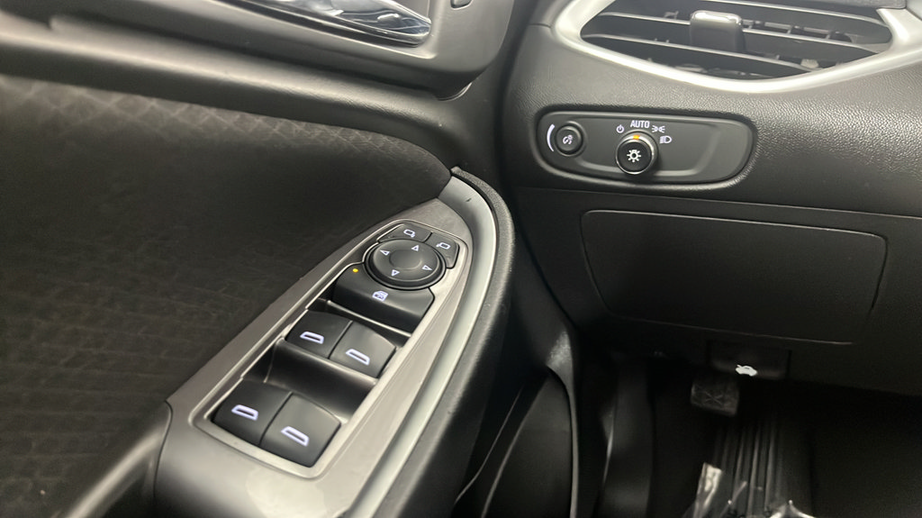 Used 2016 Chevrolet Malibu LS FWD image 23