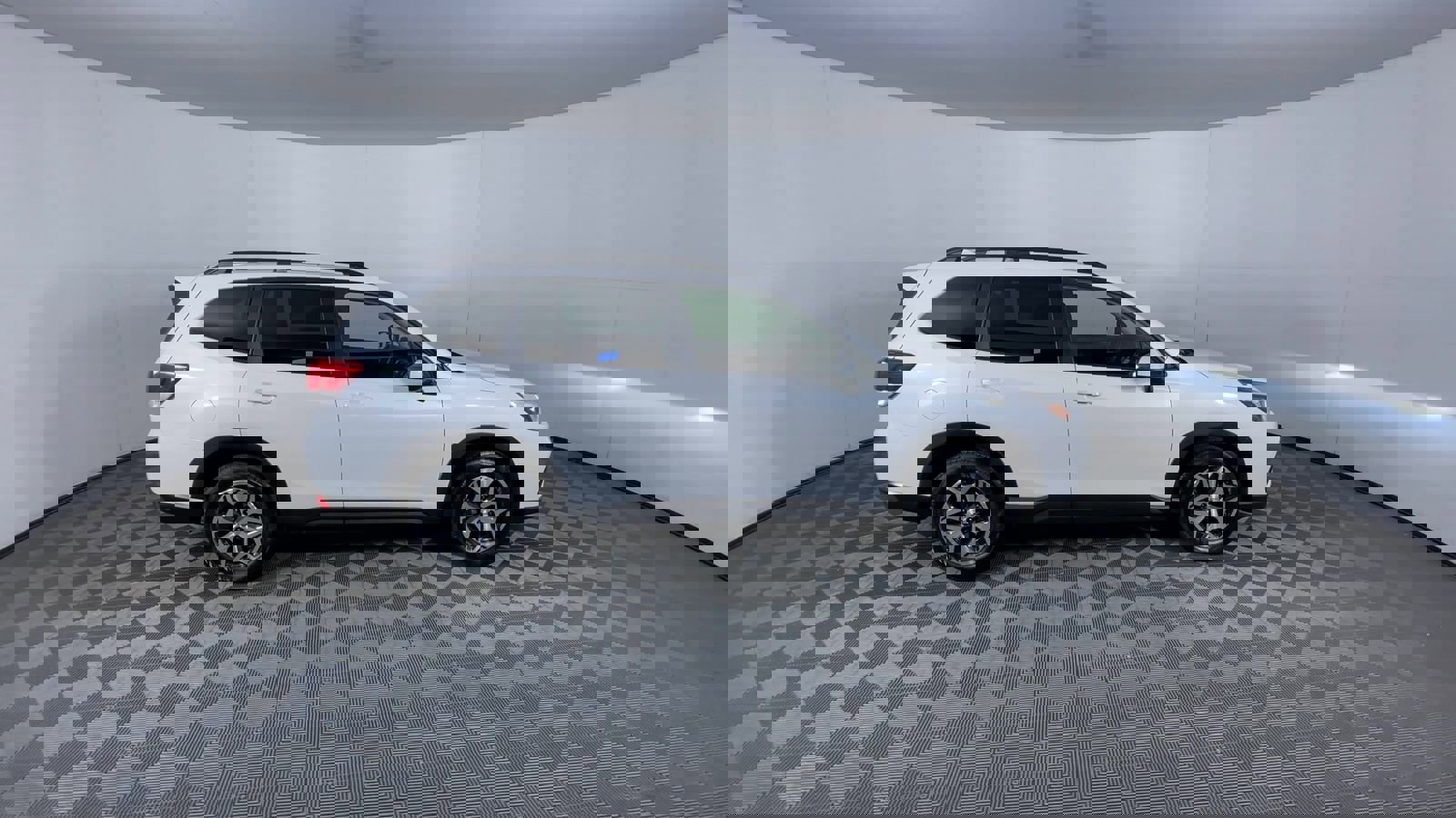 Used 2021 Subaru Forester Premium AWD/4WD image 9