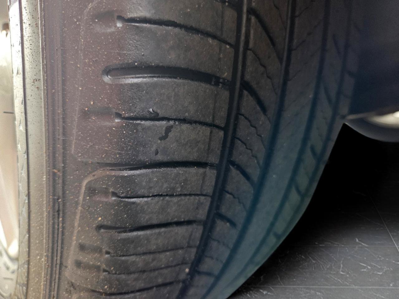 Used 2017 Chrysler Pacifica Touring-L Plus w/ Tire & Wheel Group FWD image 46