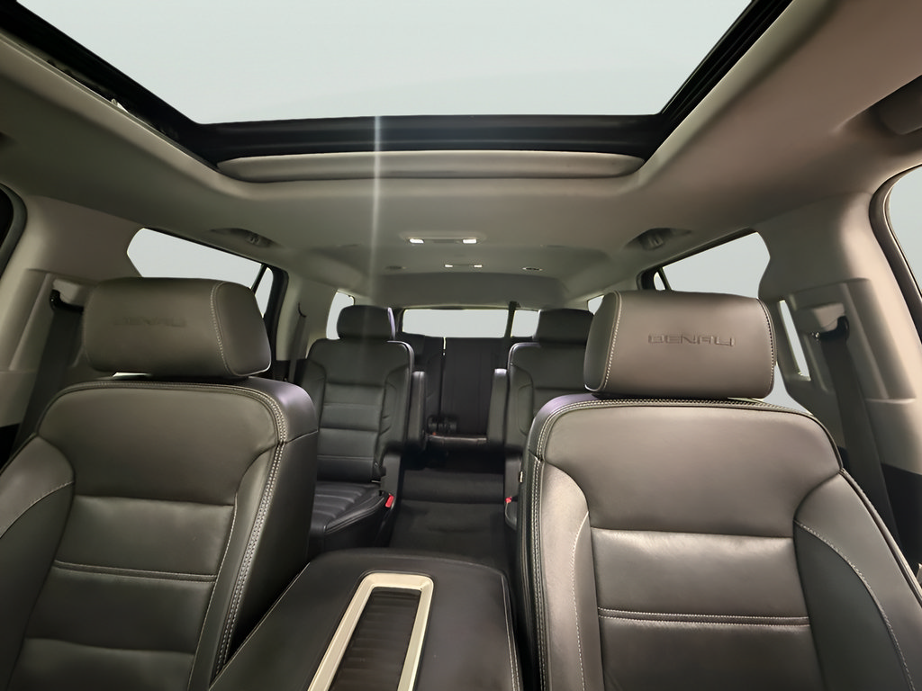 Used 2020 GMC Yukon Denali AWD/4WD image 29