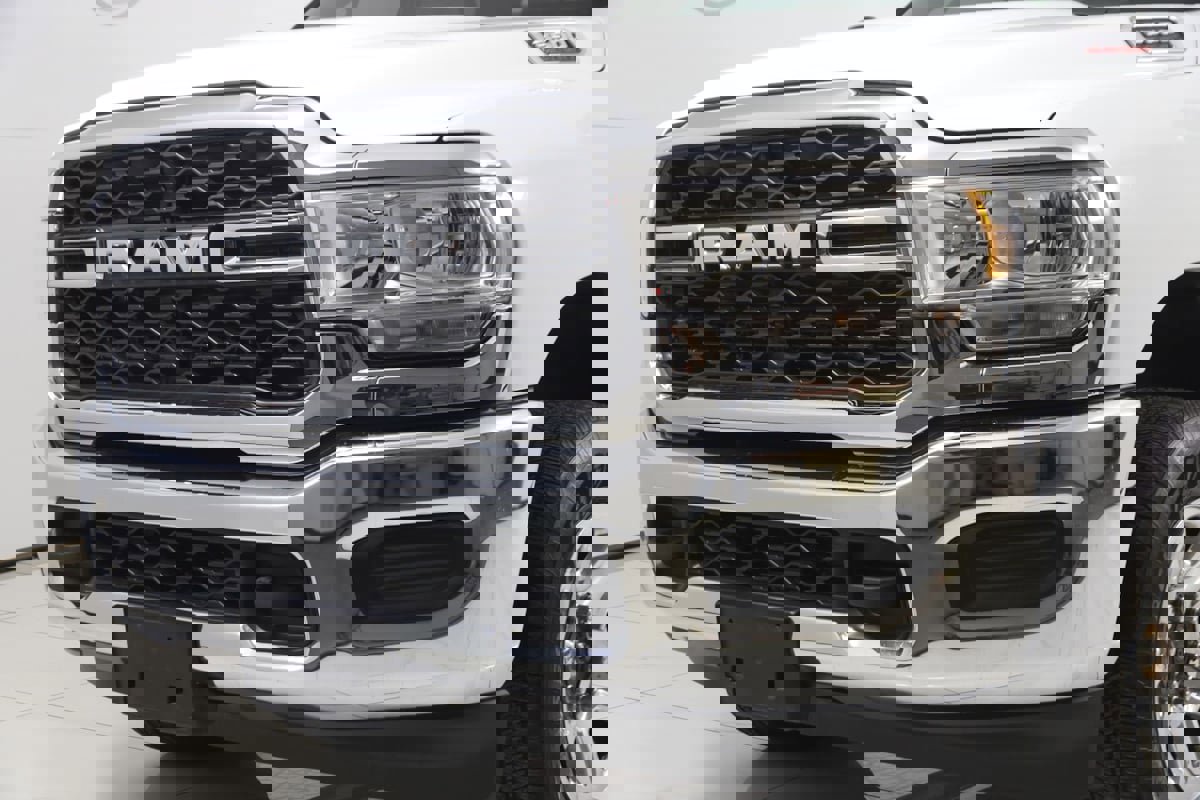 Used 2023 RAM 3500 Tradesman w/ Chrome Appearance Group image 47