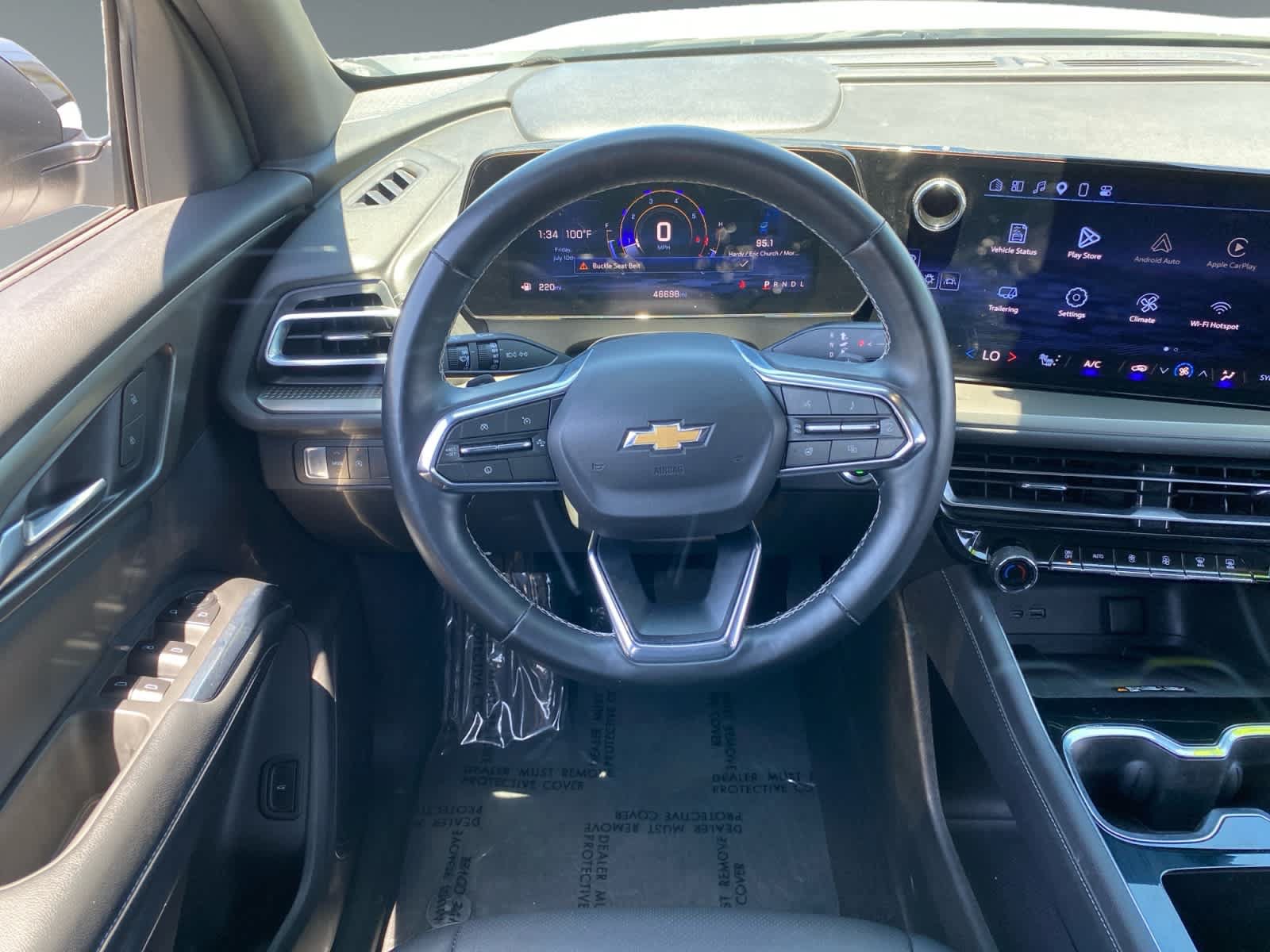 Used 2025 Chevrolet Traverse LT FWD image 12