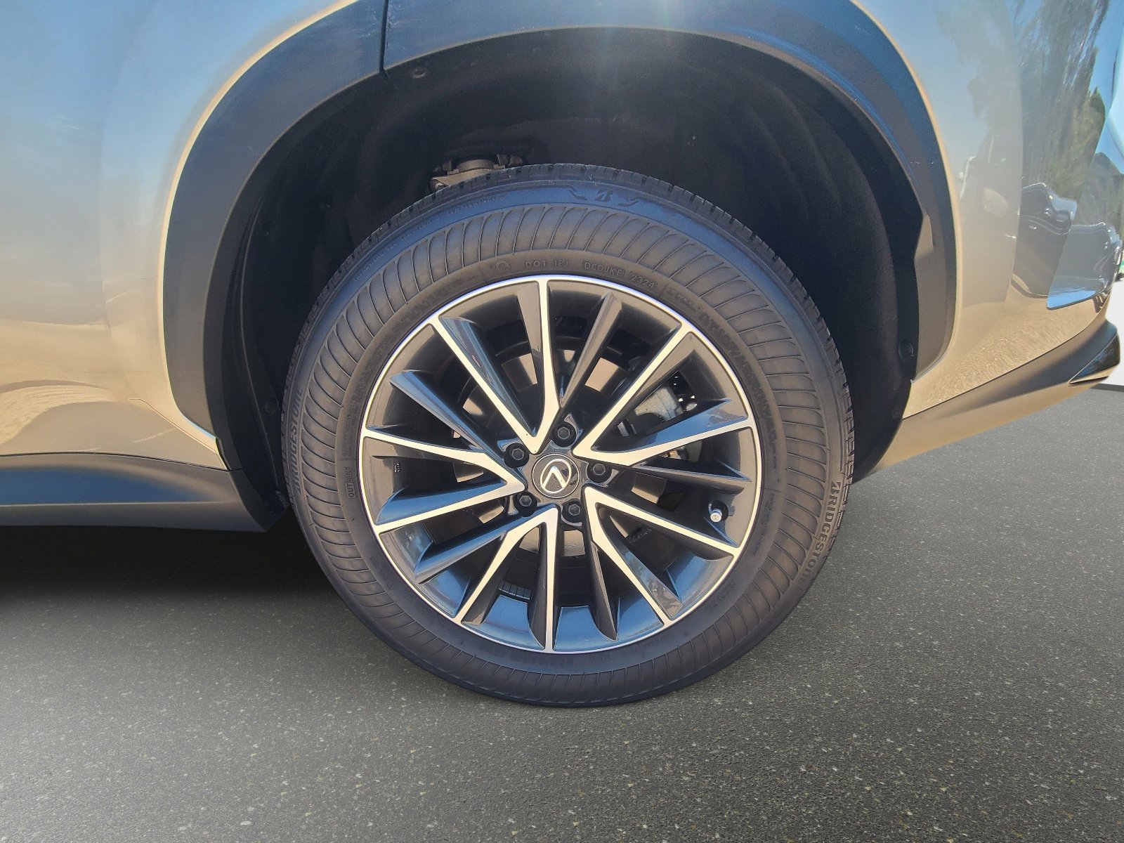 Used 2025 Lexus NX 350 AWD w/ Cold Area Package image 8