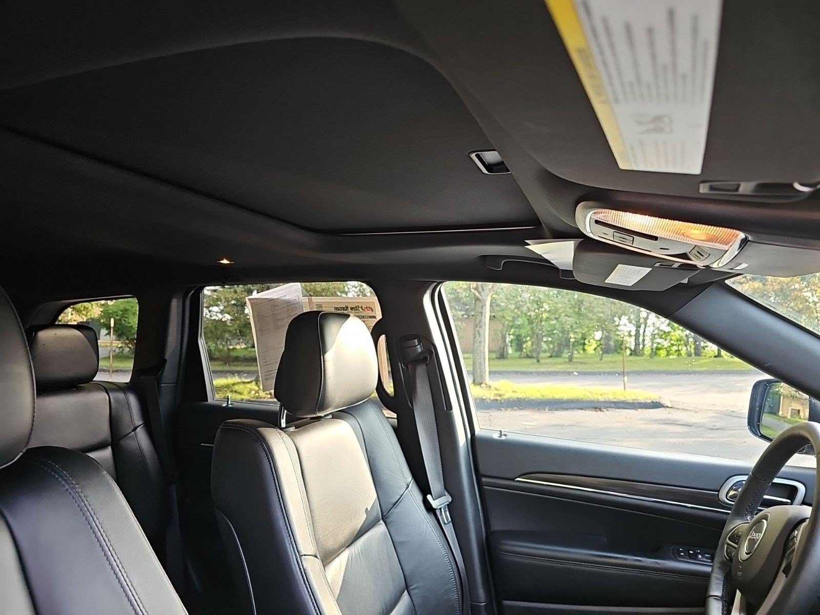 Used 2019 Jeep Grand Cherokee Limited w/ Trailer Tow Group IV AWD/4WD image 12