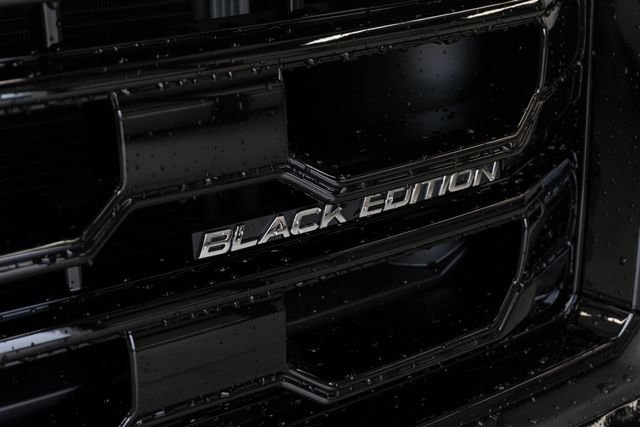 New 2026 Honda Pilot Black Edition image 4