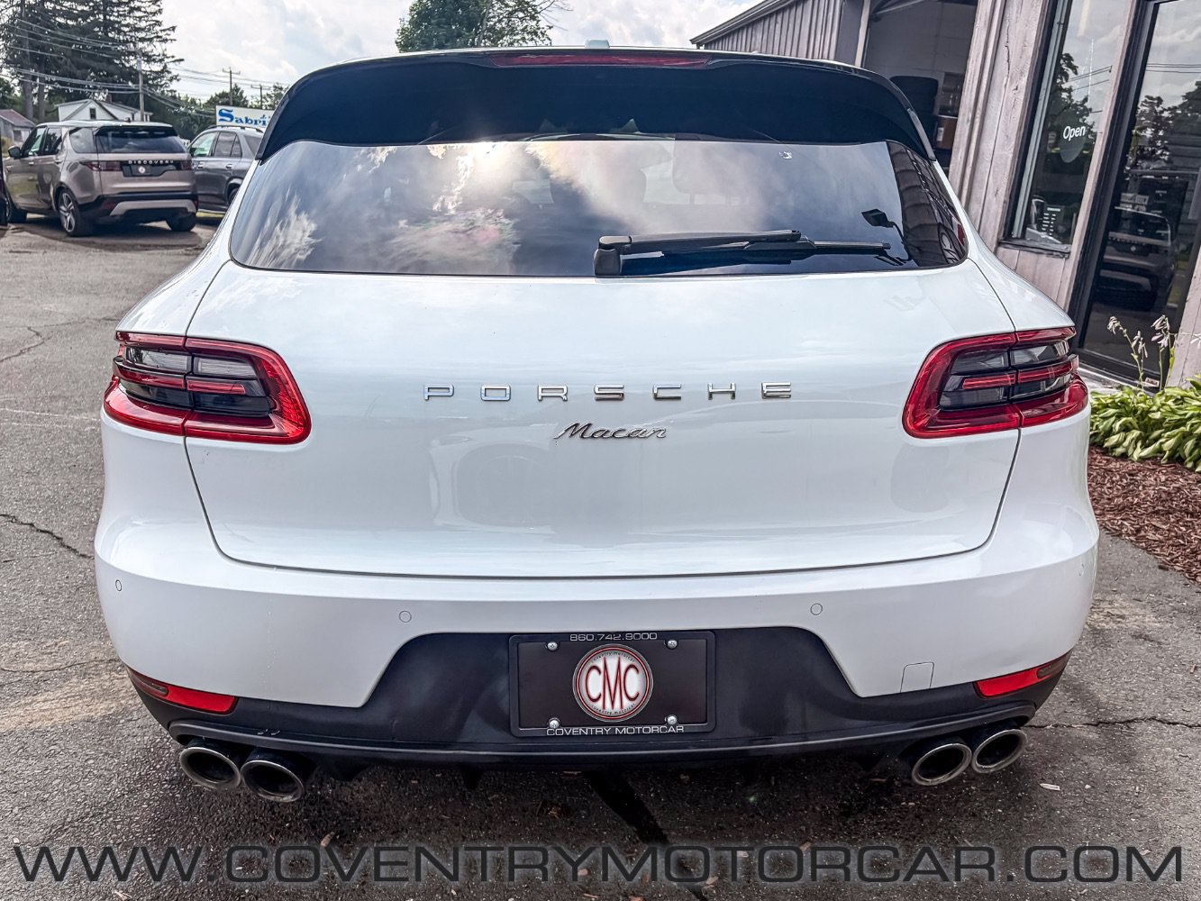 Used 2018 Porsche Macan Sport Edition AWD/4WD image 6