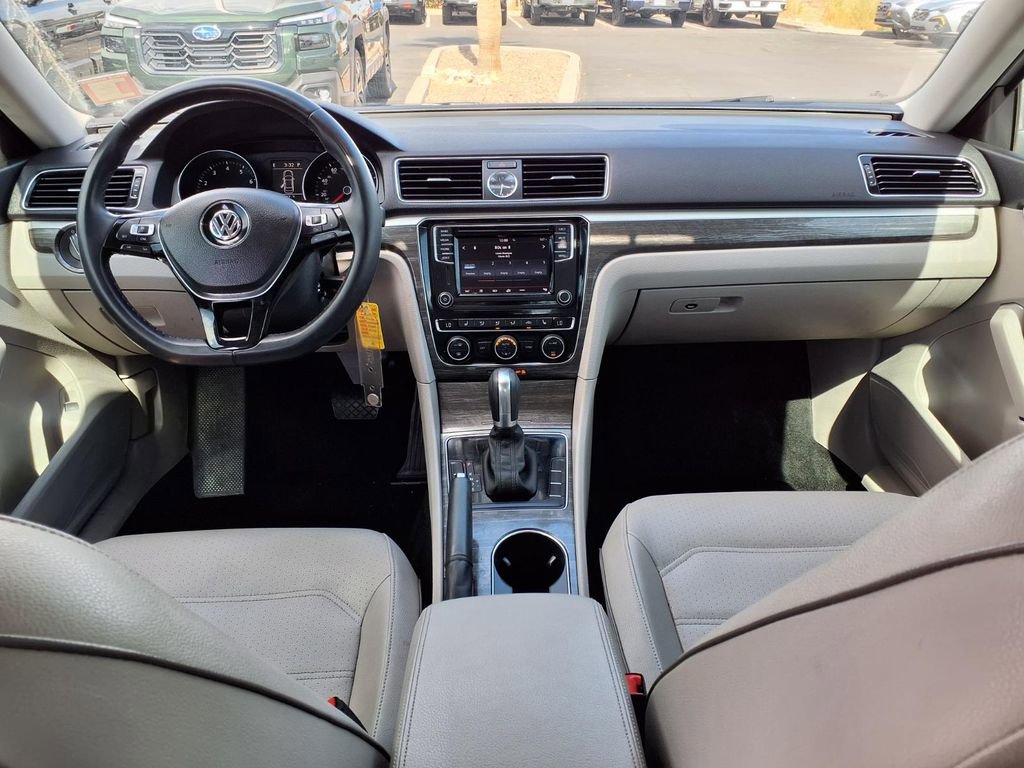 Used 2016 Volkswagen Passat 1.8T SE FWD video 2