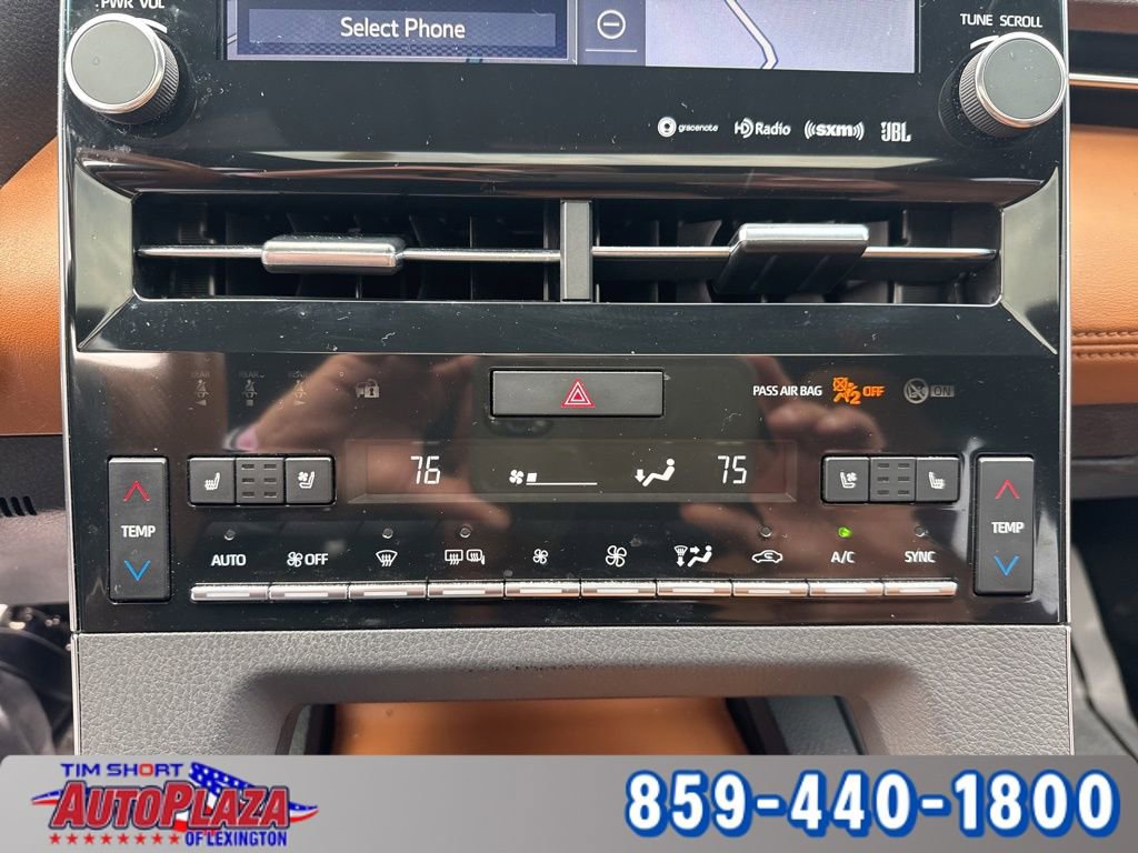 Used 2021 Toyota Avalon Limited w/ Advanced Safety Package image 34