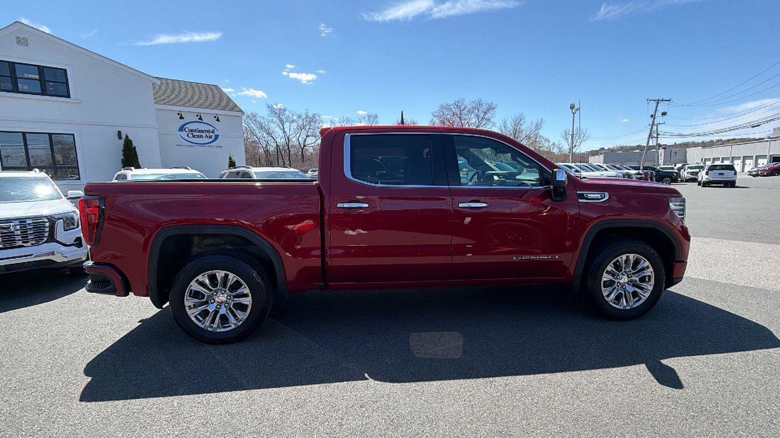 Used 2023 GMC Sierra 1500 Denali AWD/4WD image 8