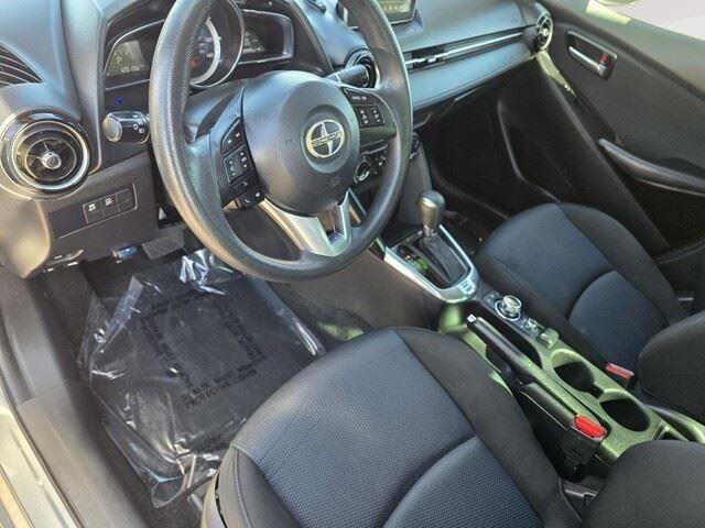 Used 2016 Scion iA image 14