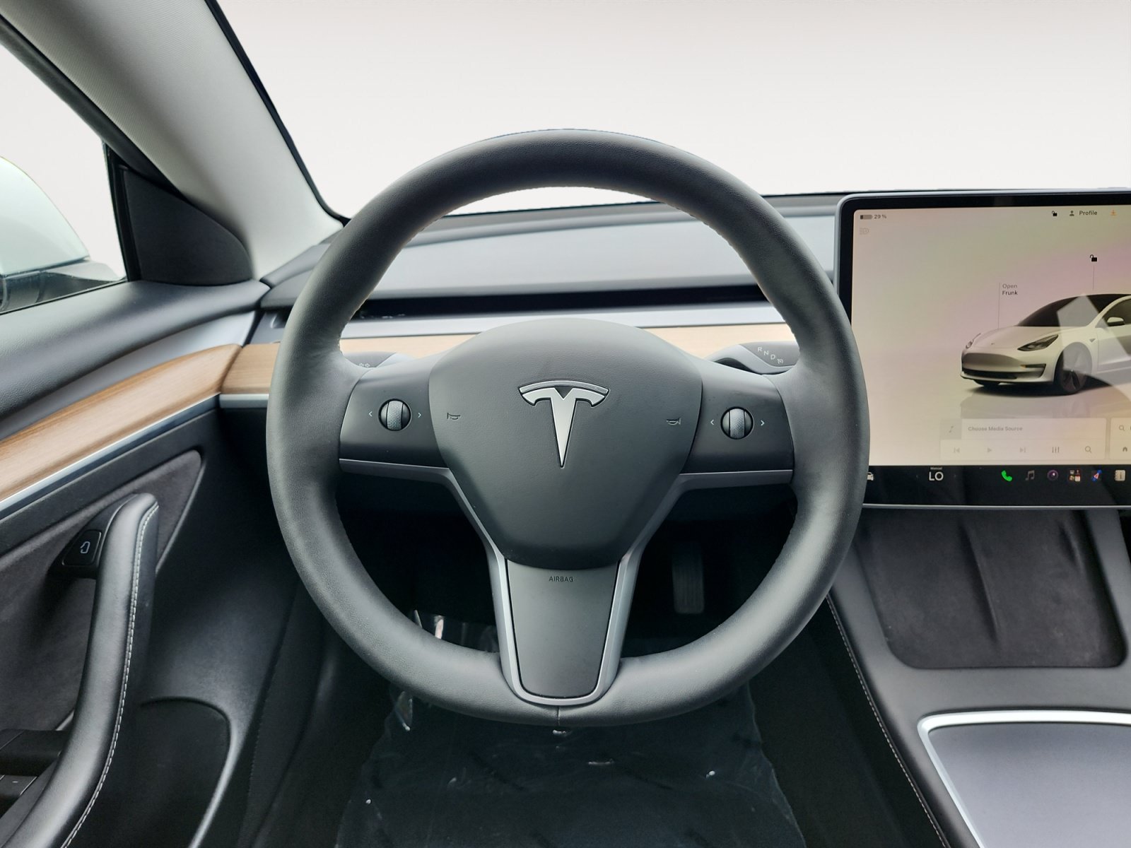 Used 2023 Tesla Model 3 Standard Range RWD image 12