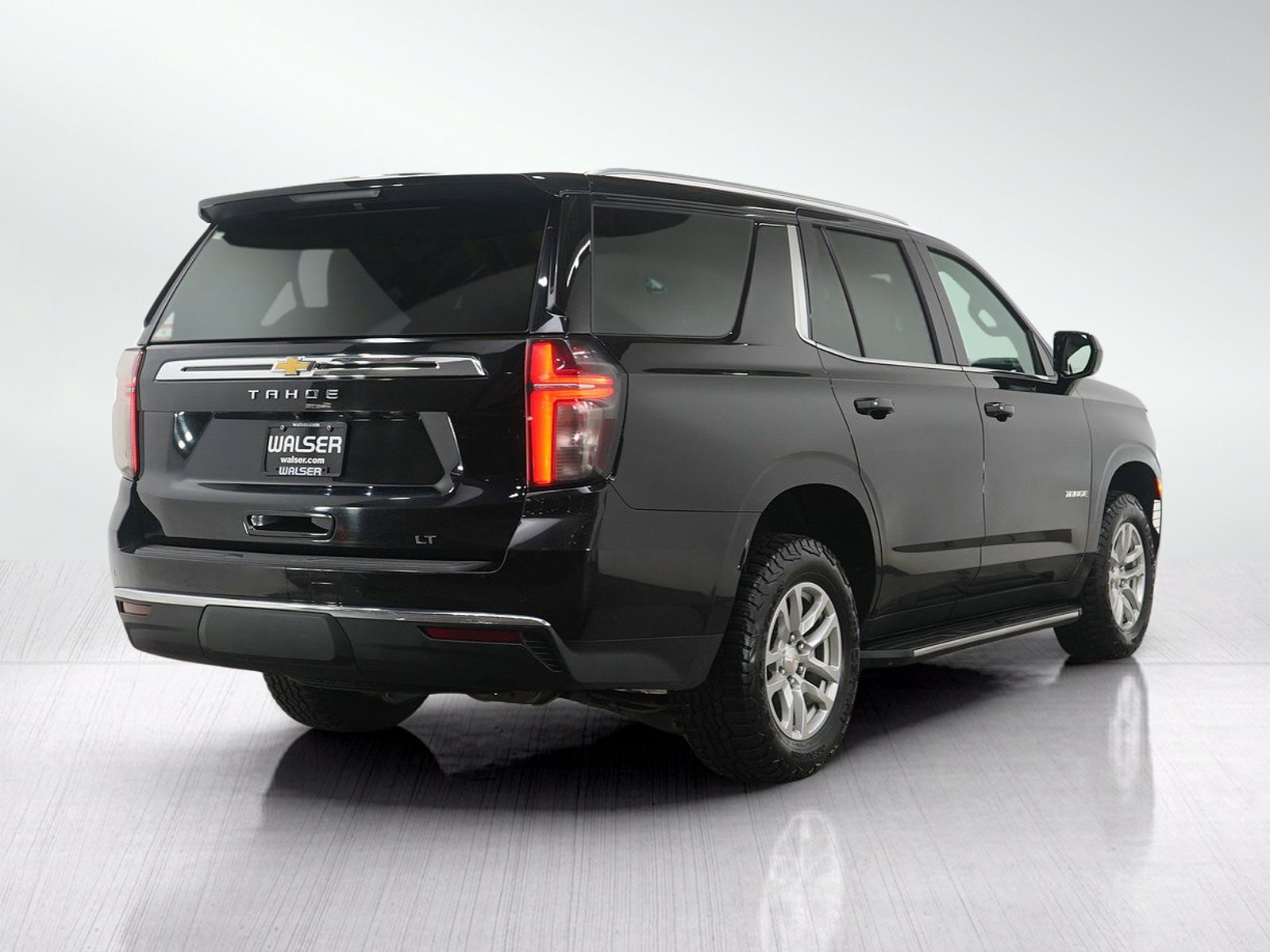 Used 2023 Chevrolet Tahoe LT AWD/4WD image 5