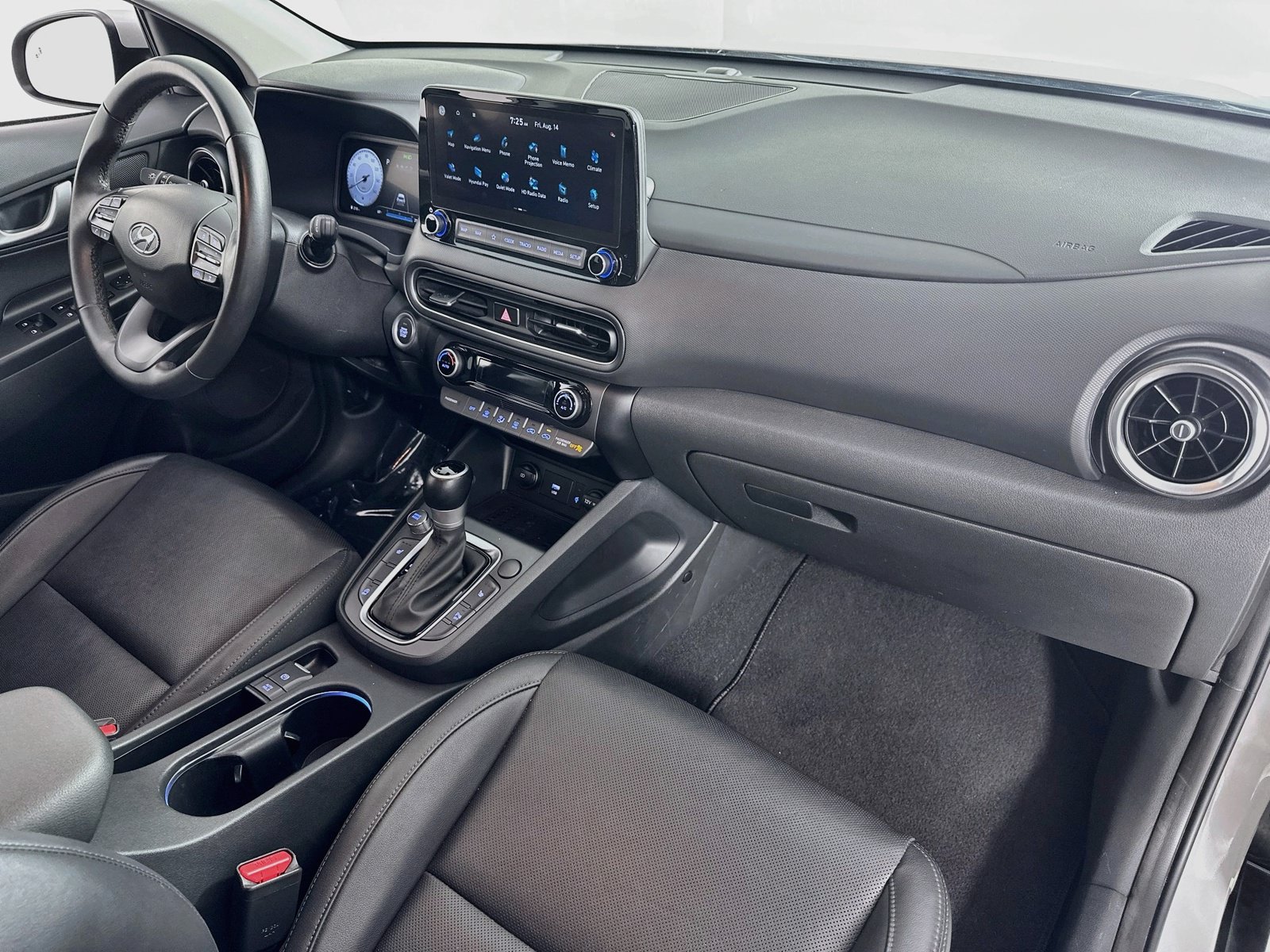 Used 2023 Hyundai Kona Limited FWD image 30