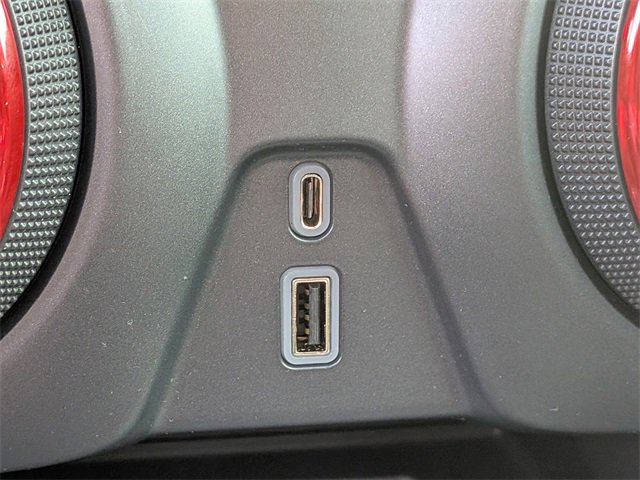 Used 2021 Chevrolet Blazer RS w/ Enhanced Convenience Package image 25