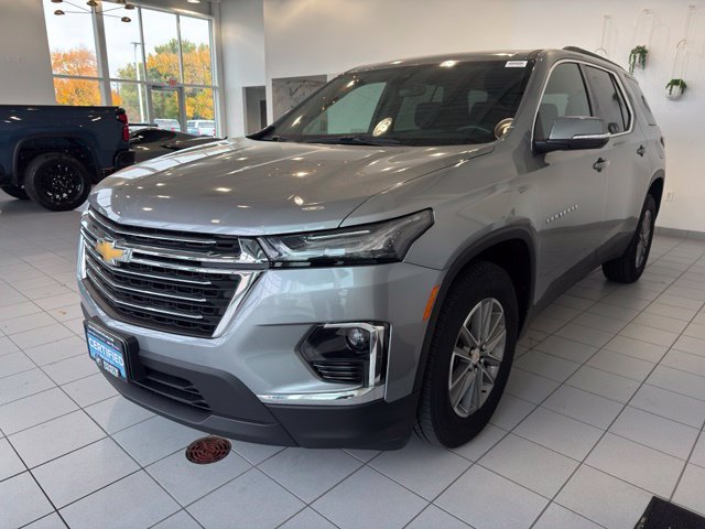 Used 2023 Chevrolet Traverse LT AWD/4WD image 38