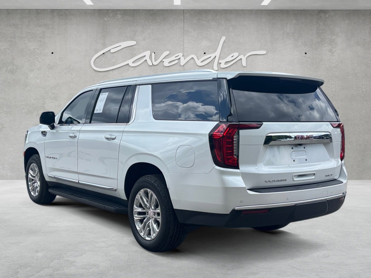 Used 2022 GMC Yukon XL SLT w/ SLT Premium Package AWD/4WD image 16