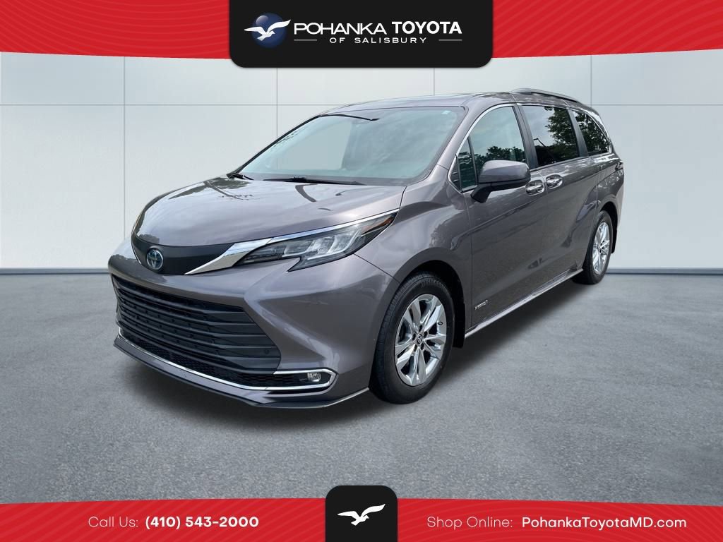 Used 2021 Toyota Sienna XLE w/ XLE Plus Package