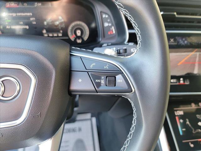 Certified 2025 Audi Q7 2.0T Premium w/ Convenience Plus Package image 19
