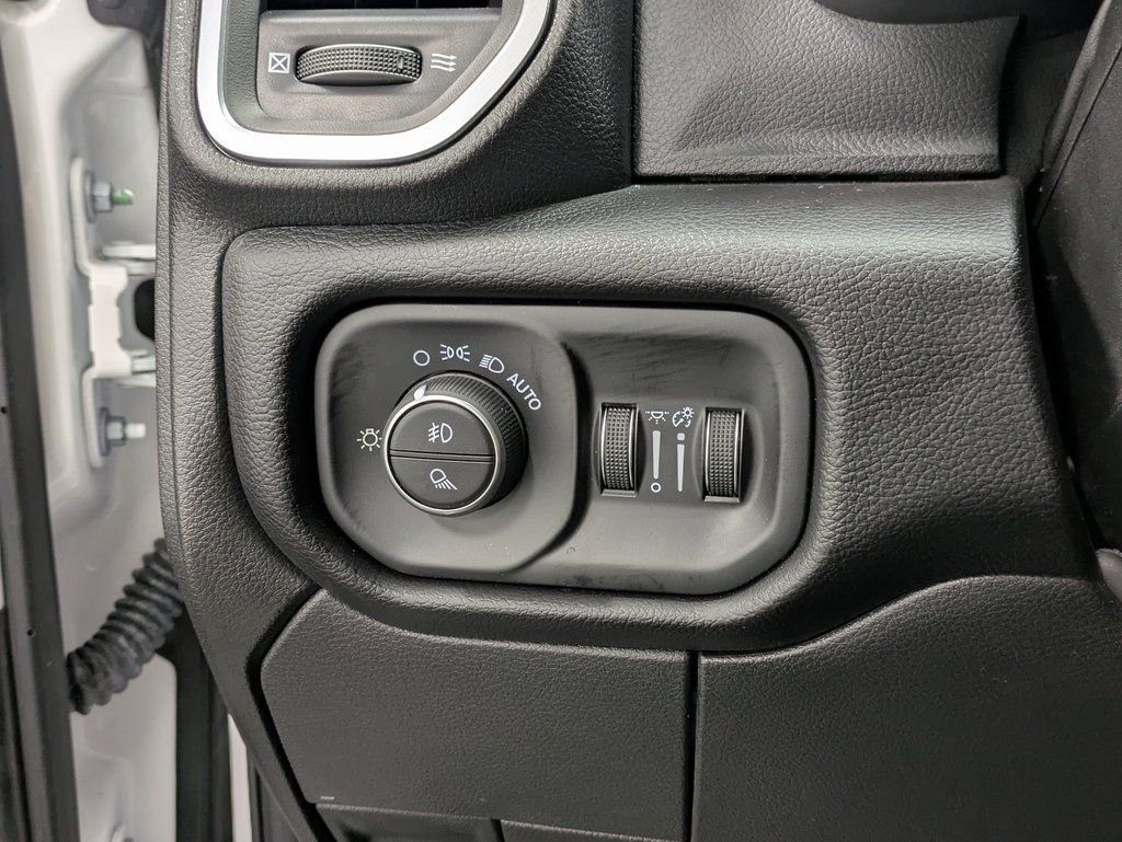 Used 2025 RAM 2500 Laramie w/ Night Edition image 21