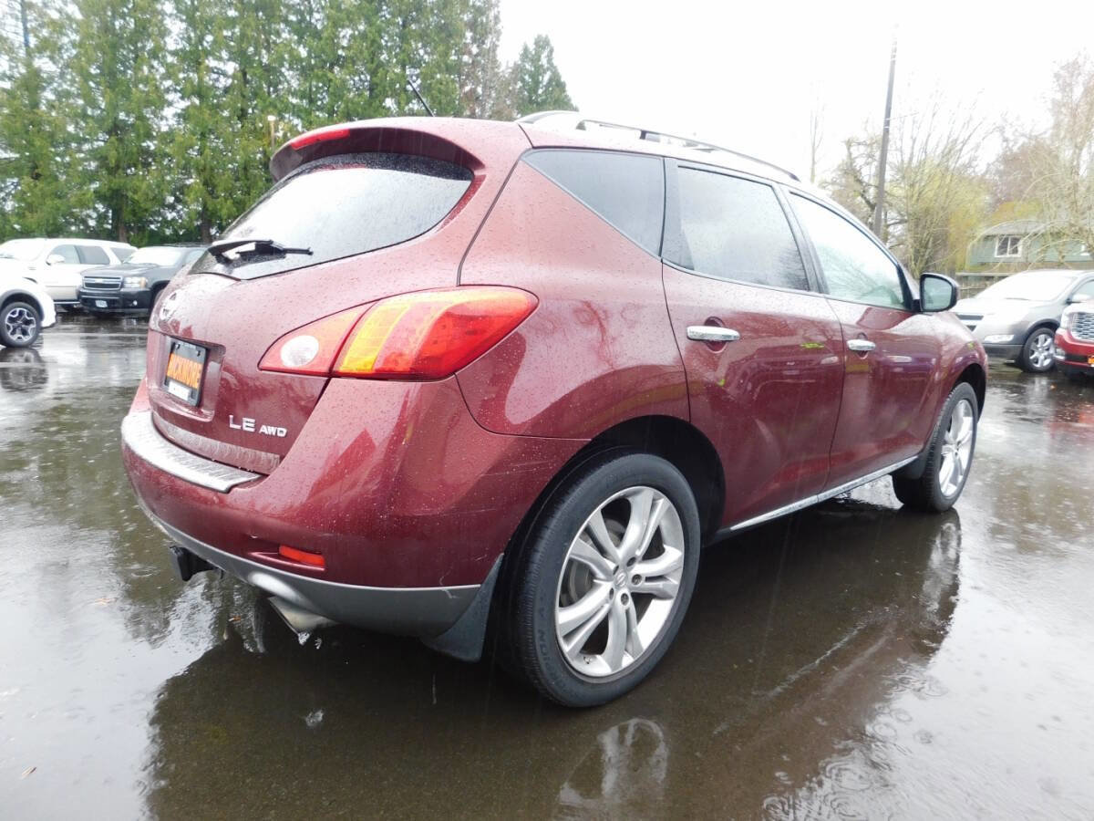Used 2010 Nissan Murano LE w/ Navigation Pkg image 2