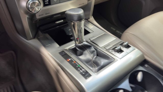 Used 2016 Lexus GX 460 w/ Navigation Package AWD/4WD image 34