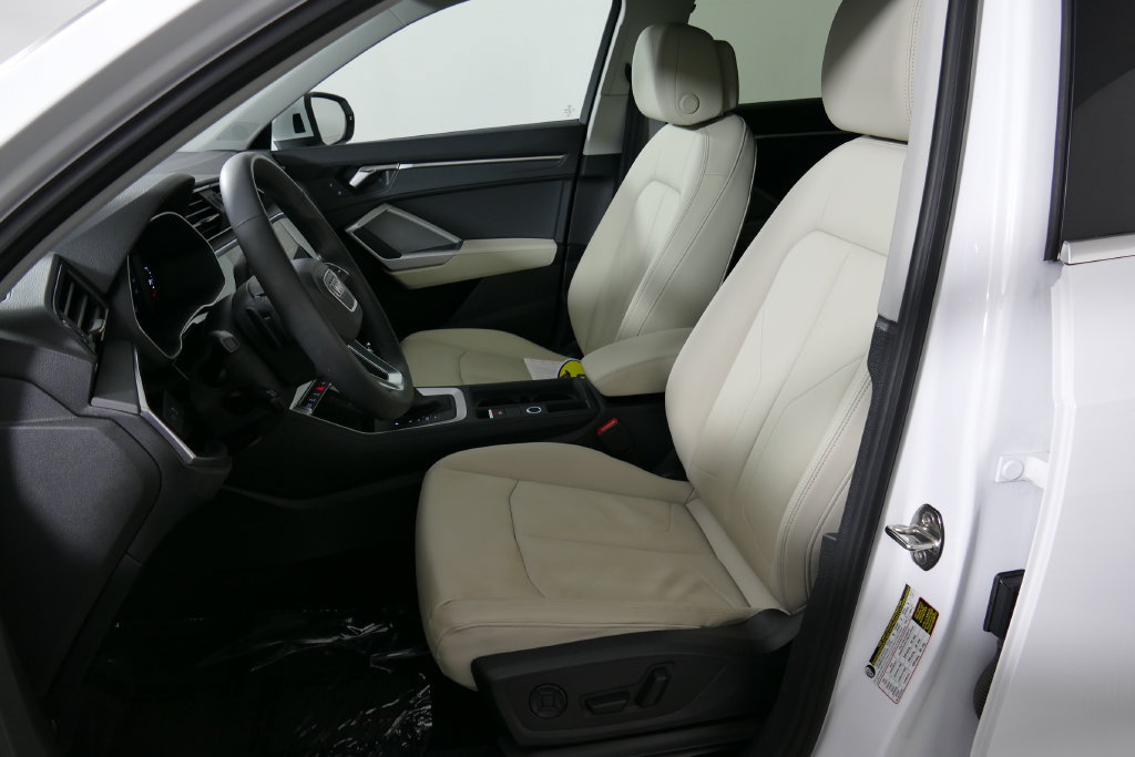 Used 2025 Audi Q3 2.0T Premium AWD/4WD image 10