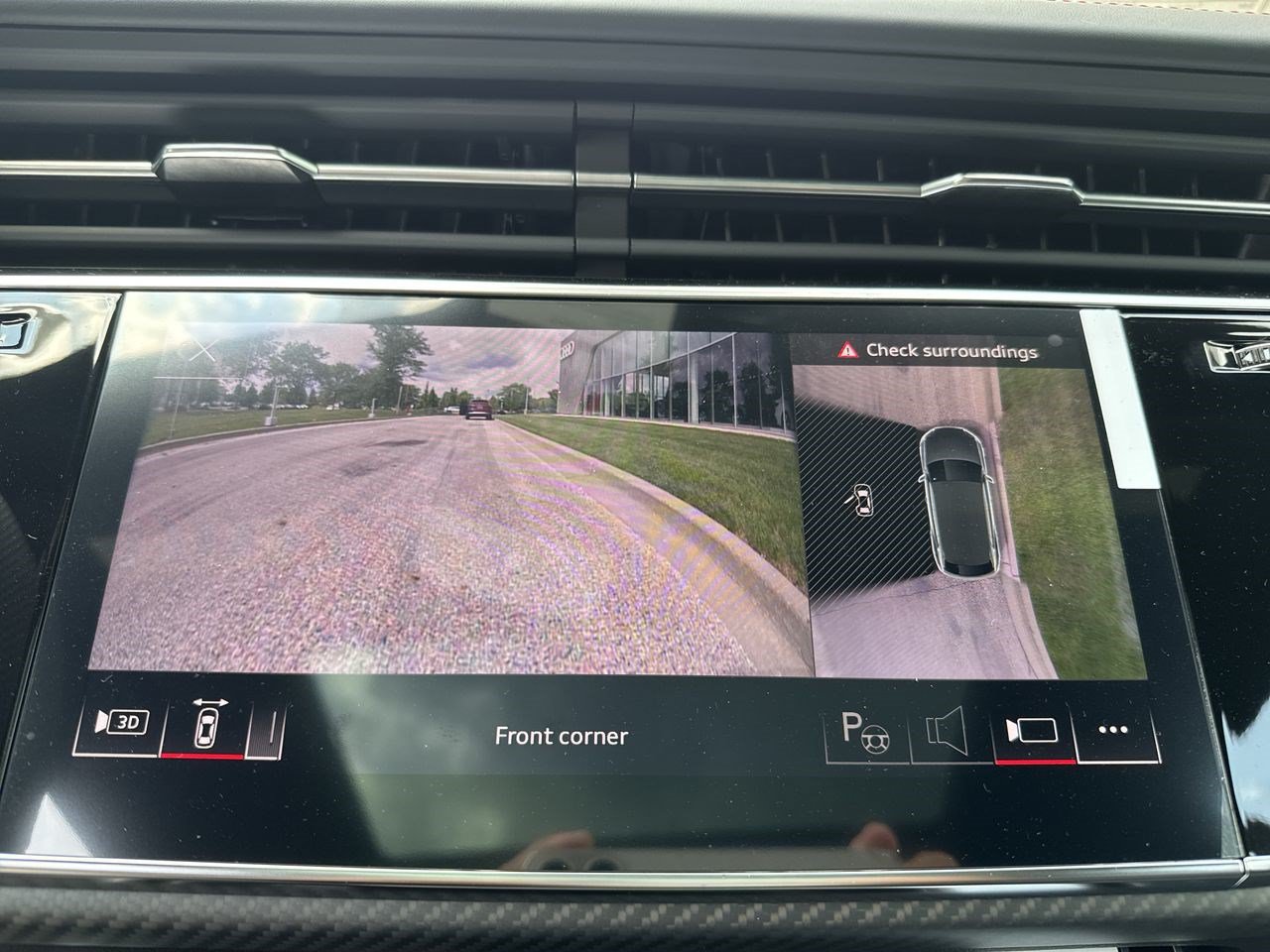 New 2026 Audi Q8 Prestige AWD/4WD image 5